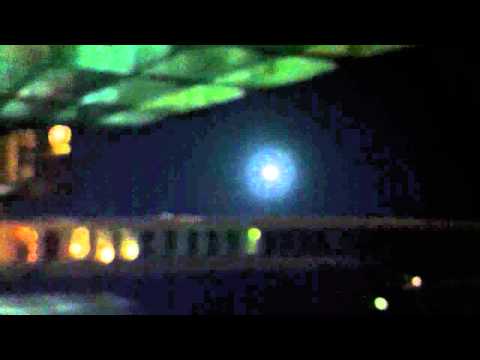 Moon on a clear sky... No blue thing here.