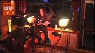 Ben Laguda - She Kissed Me In The Moonlight - Acoustic Cafe 27th Sept 2012