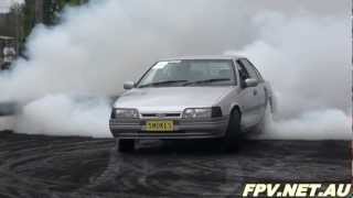FORD EB FALCON ( SMOKES ) BURNOUTS AT KANDOS 2012