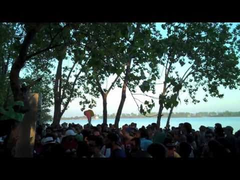 nombre del tema ayudaaaa