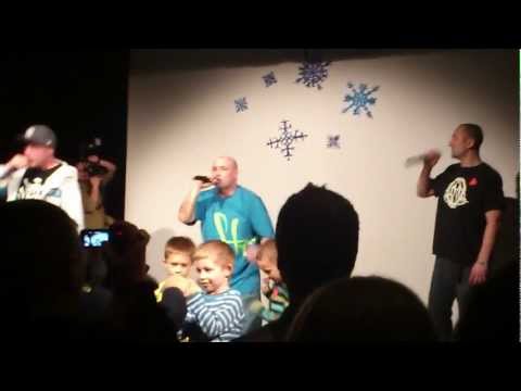 Borzym Czuk - Brudne chodniki feat. Cichy.mp4