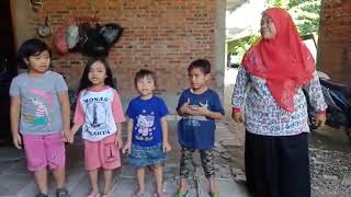 Download lagu TARI TIRU GERAK BINATANG UMU HANIK (837406579) mp3