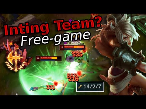 INFORMATIONAL RIVEN HARD CARRY AN INTING TEAM! How to win using smart MACRO PLAYS as Riven!