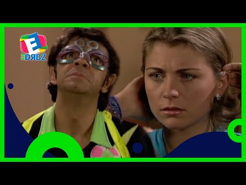 XHDRBZ: El Súper Portero evita que Ludwika Paleta diga vulgaridades en televisión | C43, T1