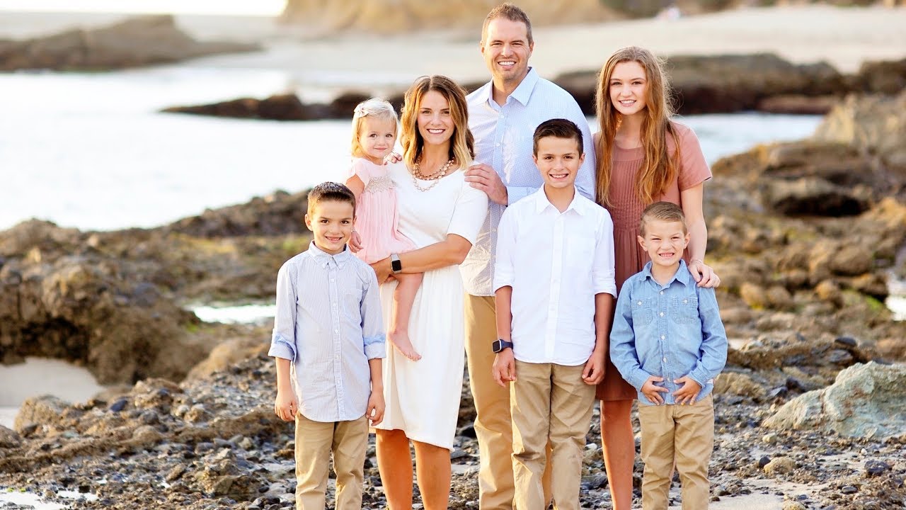 📸 STUNNING FAMILY PHOTO SHOOT AT LAGUNA BEACH 🏖️