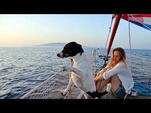 Sailing over an active VOLCANO. S2/EP5