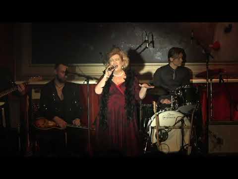 11. Dresdner Neujahrssingen - Frank Sinatra "Fly Me To The Moon" mit Claudia Goslar