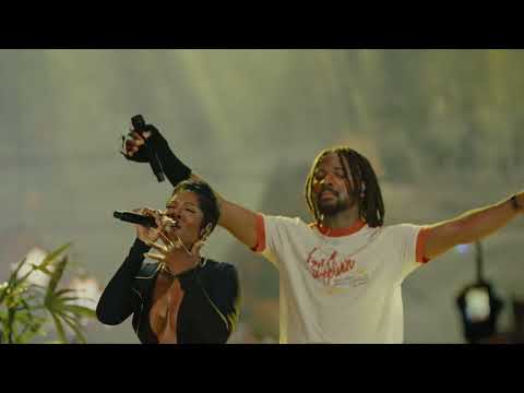 Johnny Drille & Tiwa Savage - Over the Moon (Johnny's Room Live 7)