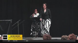 KDKA anchors participate in charity fashion show