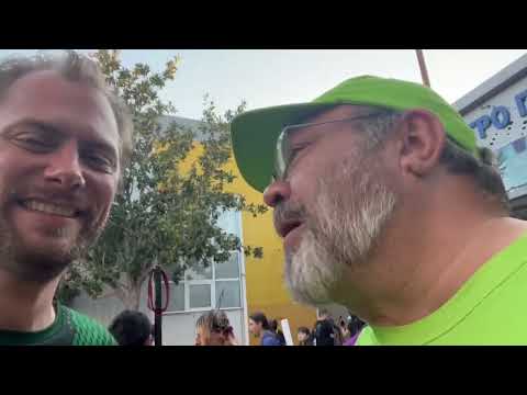 Volk chatting to PC after round 3 of Eurobowl '24