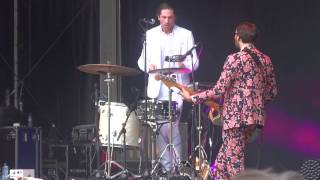 Mini Mansions - Heart Of Glass / Vertigo (HD) Live at Rock En Seine 2015