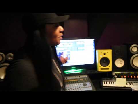 Billy b and BANGA LOC in studio "Gummo Remix"