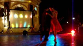 Paula Tejeda y Lucas Carrizo (1) - El Abrojo 2009 - Improvisación.