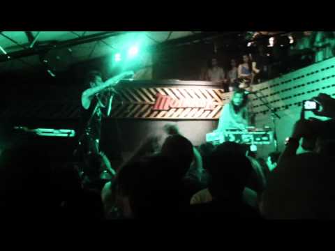 Handsome Furs   Mohwaks 2001  003