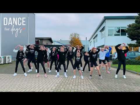 Dansen voor de Sint! | De gestrande stoomboot - Dance for Days