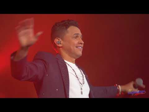 Cuatro rosas - Jorge Celedón - Cantandole al Amor (EN VIVO ARENA MONTERREY 2022)