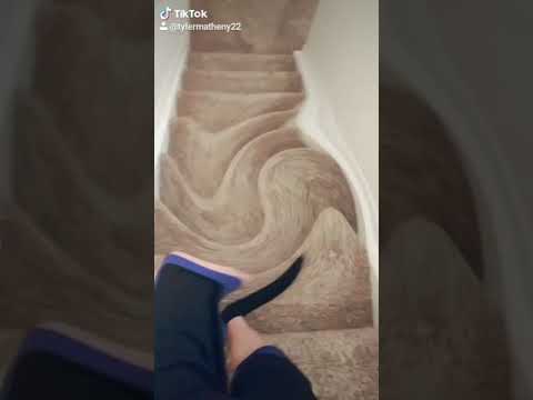 Walking down the Stairs with this weird filter! (Like and Follow for more)