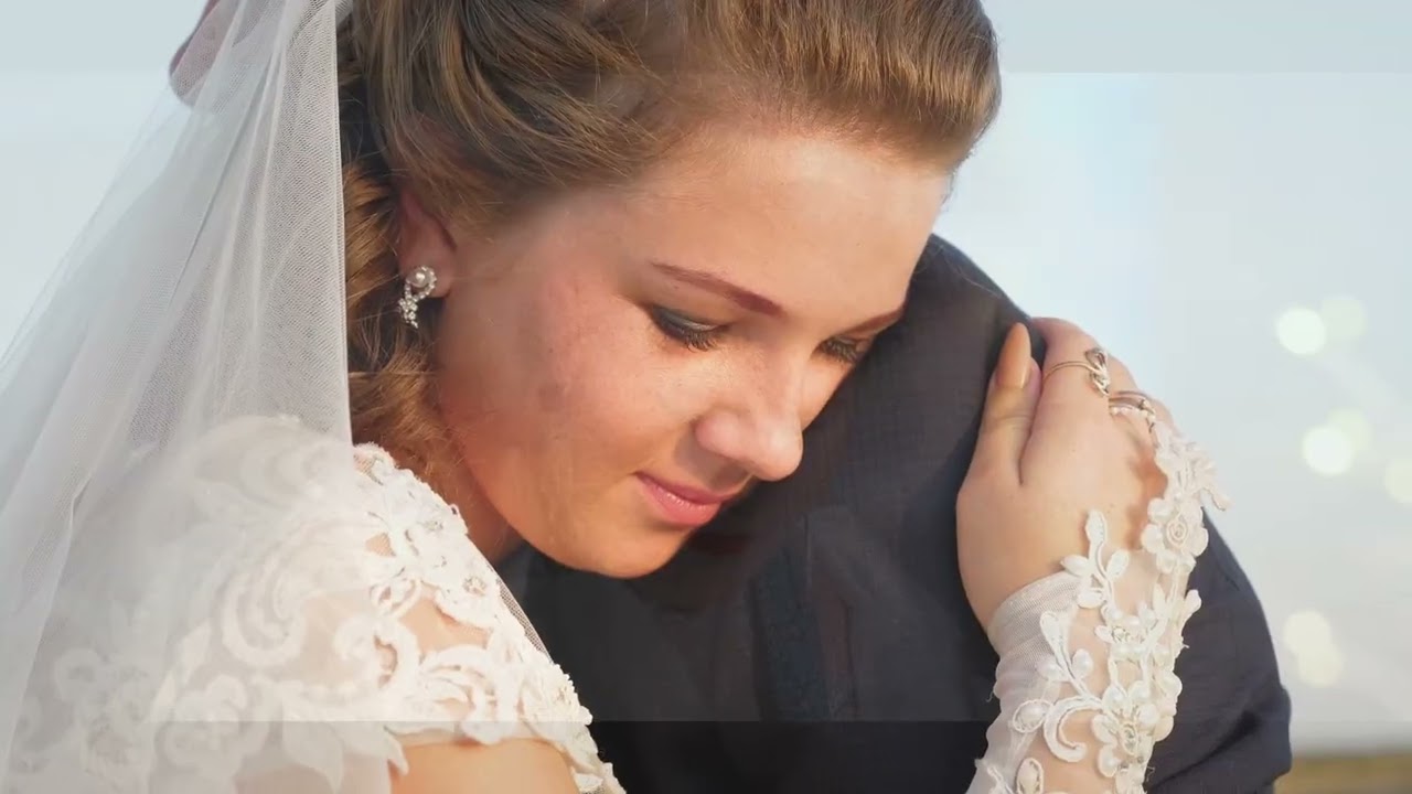 Promotional video thumbnail 2 for Guitar by Giselle - Live Elegant Music