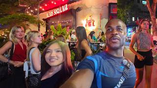 I Walked Into This at 1AM........🌏Beautiful Ladies & Street Party Night on Da Nang Bar Street 🇻🇳