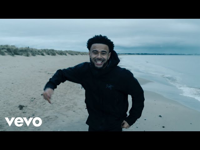 Video zu 'Yellow' ansehen