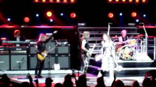 Aerosmith &amp; Dropkick Murphys - Dirty Water live Boston
