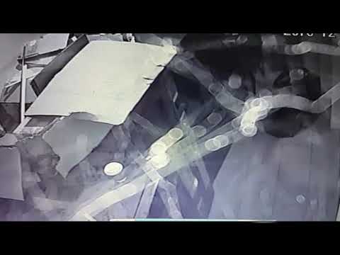 „Obrobili” robakomat. Zatrzymani pod zarzutem kradzieży z włamaniem