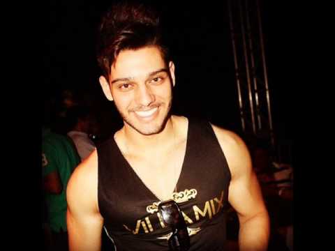 Louquetes’s Video 42652347847 awQRPvNmPKw