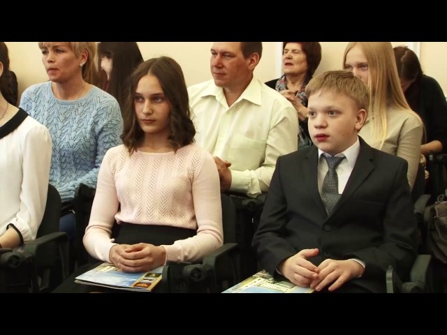 Депутаты Думы вручили паспорта юным ангарчанам