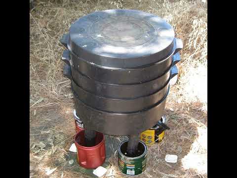 138 Worm Bin Basics. Grape Varieties Worth a Try.