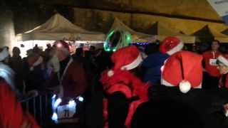 preview picture of video 'Petit Trail de Noël de Châteauroux (36)'