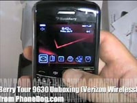 BlackBerry Tour 9630 (Verizon) - Unboxing