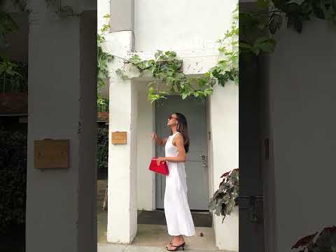 A dress that screams old money aesthetic! 🤍  #botnia #trending #fashion #ootd #corsetstyle