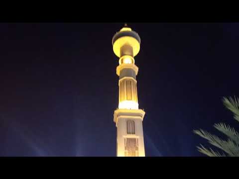 Bang Batak melompat dari menara Masjid Pasir Pangaraian