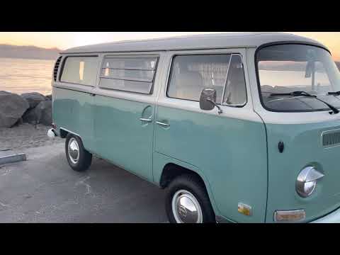 1970 VW Bus walk around