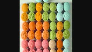 Gravediggaz - Defective Trip (Trippin)