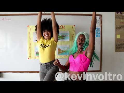 LA EXPOSICION DE LUCRECIA - Kevin Voltro