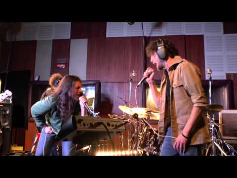 Turbo - City of Satellites feat Undos (Live from Supersize)