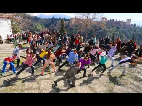 download lagu mp3 mp4 Lavin Compae, download lagu Lavin Compae gratis, unduh video klip Lavin Compae