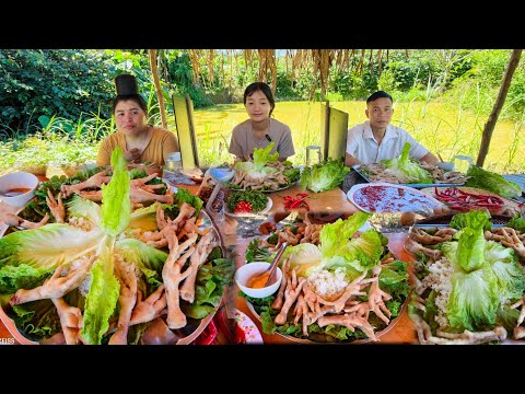 Horrifying Contest of Eating Nearly 10KG of Chicken Feet and Blood Pudding Between 3 Eating Saint...
