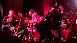 Kris Delmhorst &amp; Session Americana - Mean Old Wind