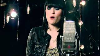 Jessie J - Big White Room (Live Acoustic)