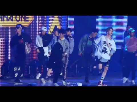 180601 TRIPLE POSITION Kangaroo Kim Jaehwan focus Wanna One The World in Seoul