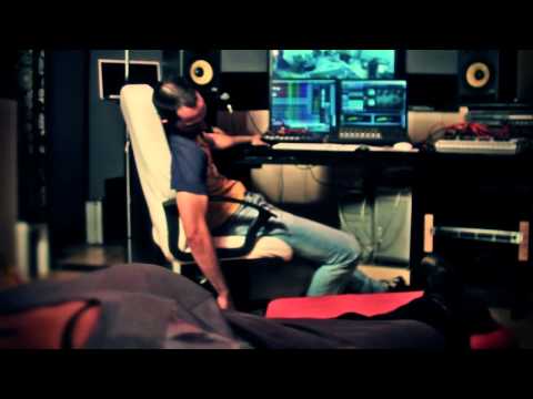 Pelussje "Frogsplash" - Official Video