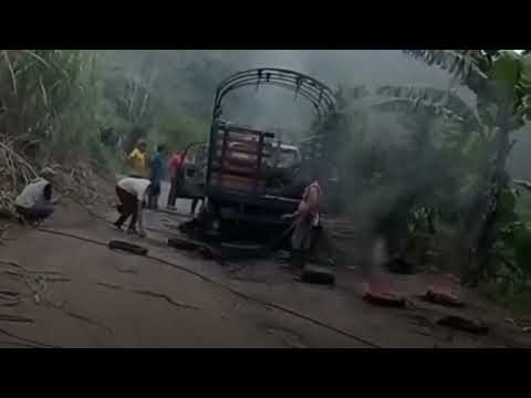 🚚🔥Incendian en camión en cucutilla {Norte de Santander}