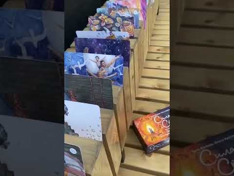 Миниатюра изображения товара Гадальные карты Бомбора Сила стаи. Метафорические карты / 9785041640606 (Фенина А., Круглова О.)