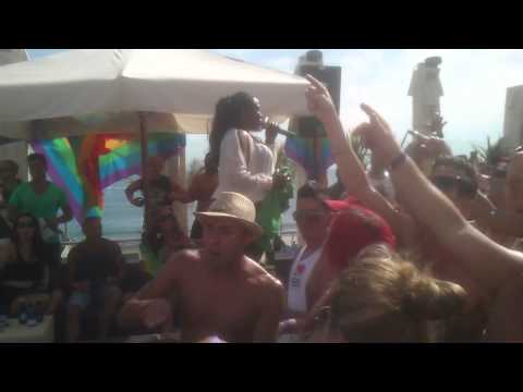 Angie Brown-May 2013 Gran Canaria(Miro)