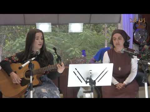 A VOZ DE MARIA EM PORTUGUÊS - Linda Canção para sentir a presença de Maria ( Nossa Senhora )