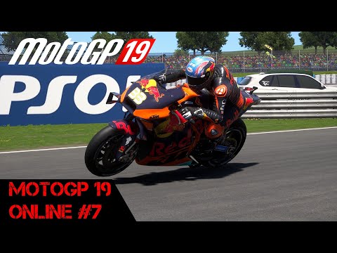 Crazy Yamahas - Playing Motogp 19 Online Part 7