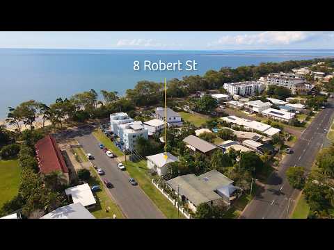 8 Robert Street, Torquay, QLD 4655, 2房, 1浴, House