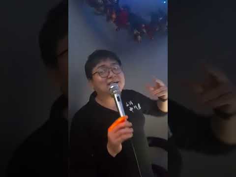 Momoe Yamaguchi Um homem de 28 anos que canta um bom dia de partida. Taman Music Restaurant 107 Lane 59, No. 1, Linsen North Road, distrito de Zhongshan, cidade de Taipei